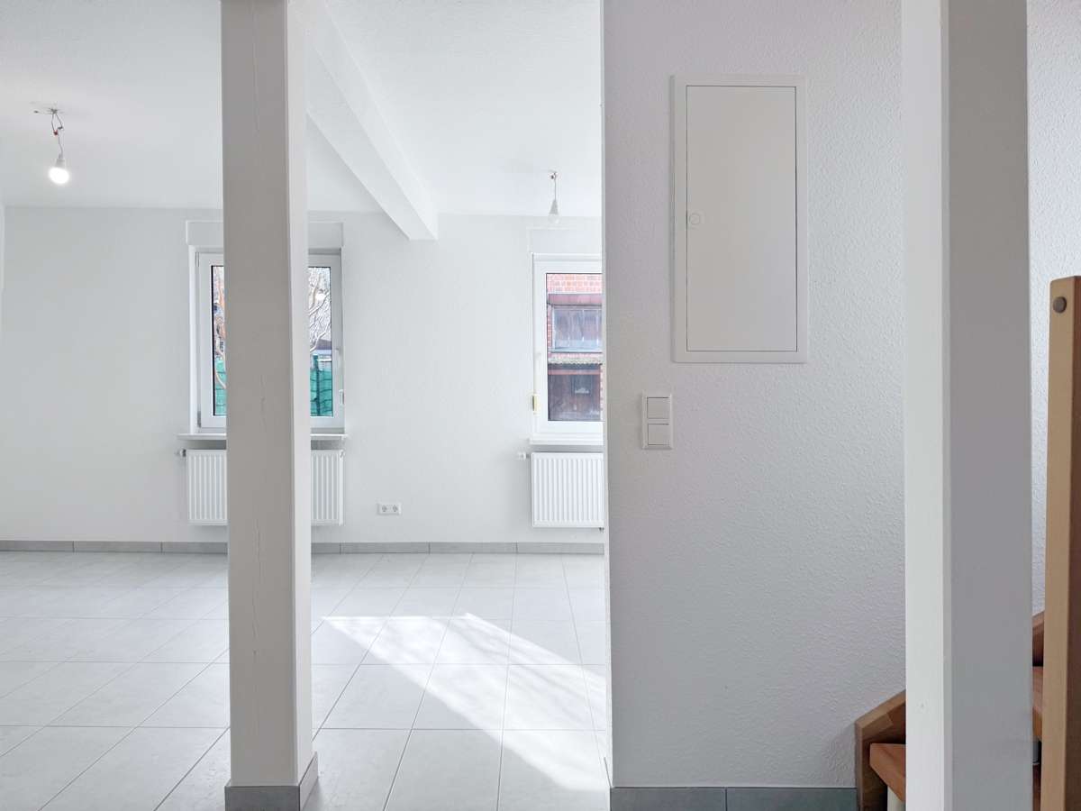 Immobilie in Rudersberg - Backsteinhaus in Rudersberg – Einfamilienhaus mit Scheune, Garten und viel Potenzial - Bild 2