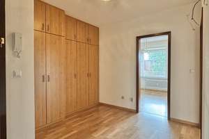 3-Zimmer-Wohnung mit zwei Balkonen und Tiefgaragenstellplatz nahe Poppenbüttler Markt – Die vollständige Adresse der Immobilie erhältst du vom Anbieter., 22399 Poppenbüttel, Hamburg – Vorschaubild 3