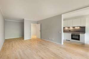 Waldblick-Loggia & Tiefgarage: Perfekt geschnittene 43 m² Oase mit Aufzug – Hubertusweg 13, 41466 Reuschenberg, Neuss – Vorschaubild 10