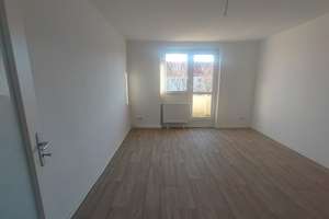 Ruhiges Wohnen mit toller Aussicht- frisch hergerichtet – Arthur-Scheibner-Straße 29, 6217 Merseburg – Vorschaubild 2
