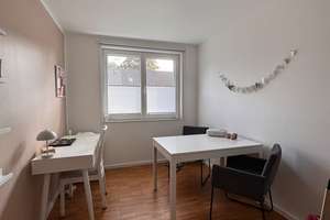 Attraktives 4,5-Zimmer-Reihenhaus mit gehobener Innenausstattung und EBK in Großhansdorf – Die vollständige Adresse der Immobilie erhältst du vom Anbieter., 22927 Großhansdorf – Vorschaubild 19