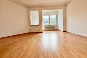 +++Bezugsfreie, lichtdurchflutete 2-Zimmer-Altbau-Wohnung mit Gemeinschaftsgarten+++ – Gersdorfstraße 71, 12105 Mariendorf, Berlin – Vorschaubild 2
