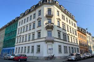 Schicke 2-Zimmer-Wohnung mit großer Küche und feiner Ausstattung in der Dresdner Neustadt