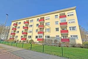 Neustadt: Lichtdurchflutete 3-Zimmer-Eckwohnung mit Sonnenbalkon, Tageslichtbad & Zusatzräumen – Die vollständige Adresse der Immobilie erhältst du vom Anbieter., 28201 Gartenstadt Süd, Bremen – Vorschaubild 2