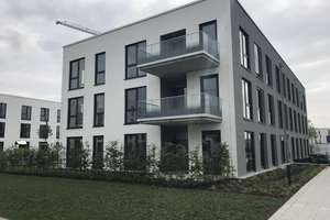 Attraktive 2-Zimmer-Dachgeschosswohnung mit Einbauküche und großen Balkon in München – Sammy-Drechsel-Str. 31, 81737 Altperlach, München – Vorschaubild 3