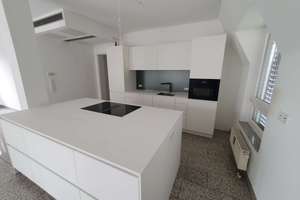 Heilbronn Ost: 3-Zimmer-Dachgeschosswohnung mit Terrasse, Aufzug und Stellplatz – Karl-Betz-Straße 3, 74074 Heilbronn, Heilbronn – Vorschaubild 3