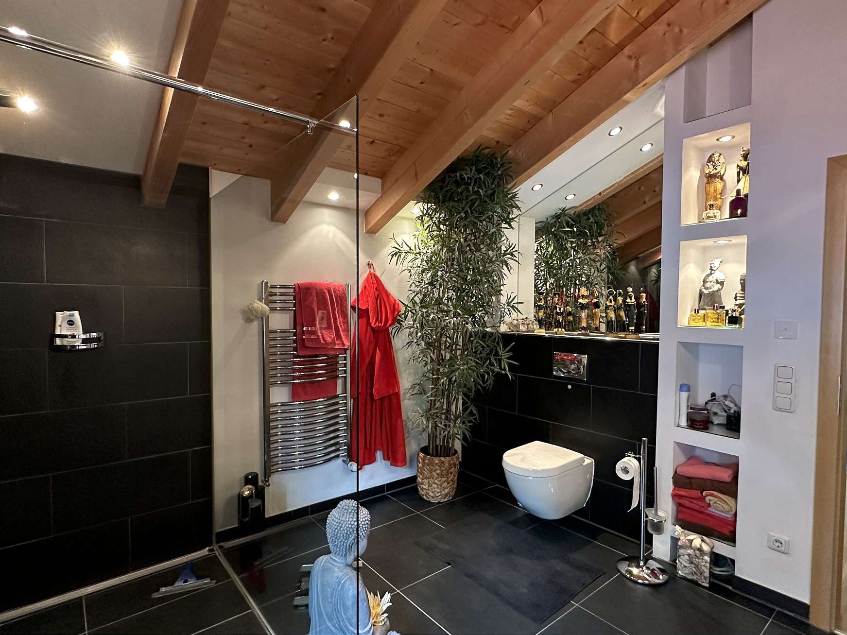 Immobilie in Bayrischzell - Ideal fürs Kapital - Sehr gepflegtes Einfamilienhaus mit Bergblick zur Kapitalanlage - Bild 2