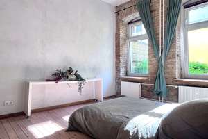 Erdgeschoss-Wohnung mit 3,5 m Deckenhöhe, Design-Loft-Esprit & ruhigem, fast privatem Gartenhof
