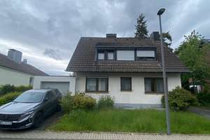 Attraktives Einfamilienhaus mit zwei Wohneinheiten in Toplage von Aachen-Brand