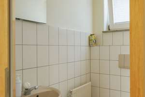 Provisionsfreies Eckreihenhaus mit Garten, Terrasse, Balkon und Garage – sofort bezugsfrei – 70565 Fasanenhof, Stuttgart – Vorschaubild 13