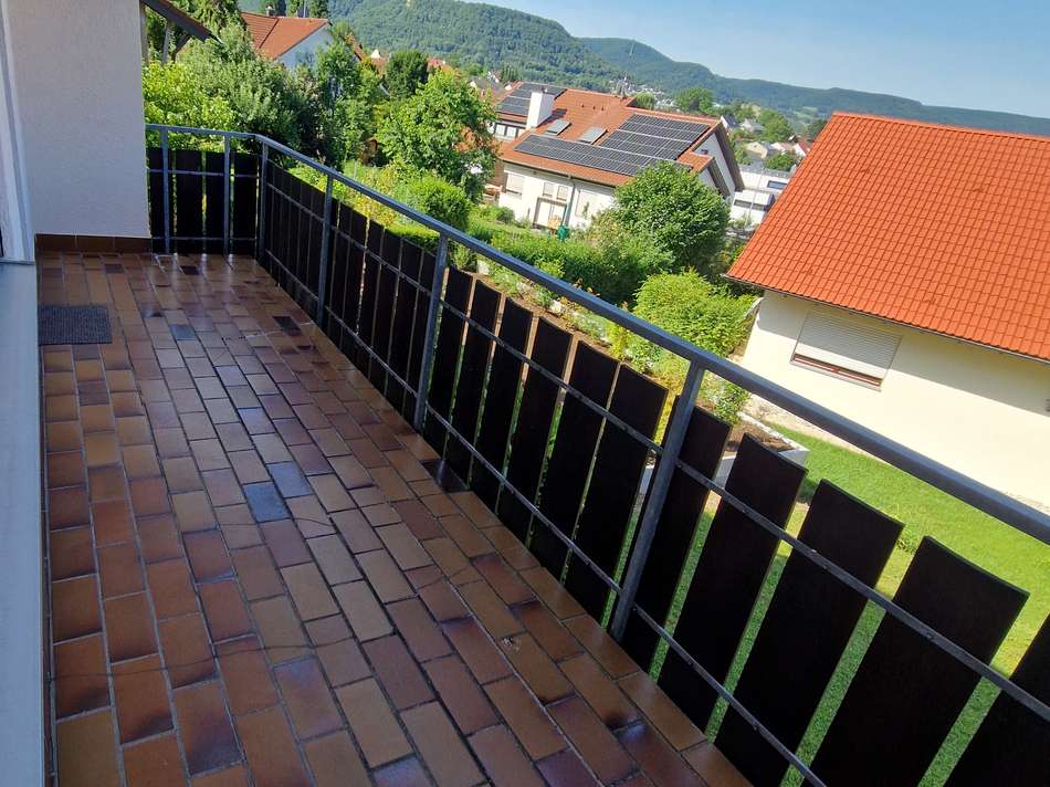 Balkon (EG)