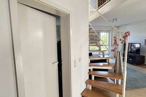 Charmante 3-Zimmer-Maisonettewohnung mit besonderem Wohngefühl in Erlangen-Büchenbach – Die vollständige Adresse der Immobilie erhältst du vom Anbieter., 91056 Büchenbach West, Erlangen – Vorschaubild 8