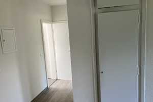 Reinkommen und Wohlfühlen: 3-Zi.-Wohnung in zentraler Lage mit Einbauküche – Weitmarer Str. 145, 44795 Bochum – Vorschaubild 7