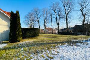 Top gepflegtes Einfamilienhaus mit großem Garten in bester Wohnlage in Eckersdorf – Die vollständige Adresse der Immobilie erhältst du vom Anbieter., 95488 Eckersdorf – Vorschaubild 30