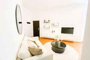 FERTIG MÖBLIERTES MICROAPARTMENT | IM SAMARITERKIEZ |  RUHIGES ERDGESCHOSS | PROVISIONSFREI | – Dolziger Str. 14, 10247 Friedrichshain, Berlin – Vorschaubild 2
