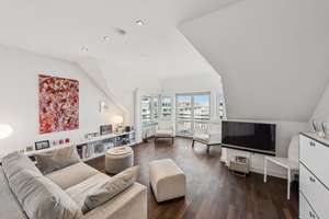 Stilvolles Wohnen an bester Adresse! Bezugsfreie 2-Zimmer-Dachgeschosswohnung am Kurfürstendamm – Die vollständige Adresse der Immobilie erhältst du vom Anbieter., 10711 Halensee, Berlin – Vorschaubild 9