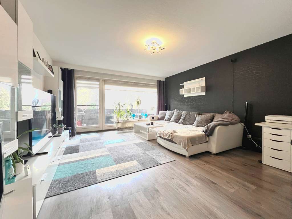 Immobilie in Barsbüttel - Ruhiges Wohnen mit Perspektive: Vermietete 4-Zimmer-Wohnung mit Balkon in gewachsener Wohnlage - Bild 2