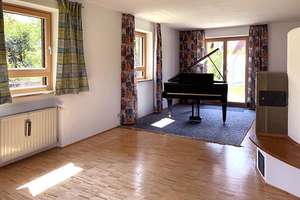 Vor den Toren Regensburgs: schickes Haus mit großen Garten in herrlich ruhiger Lage! – 93055 Burgweinting-Harting, Regensburg – Vorschaubild 9