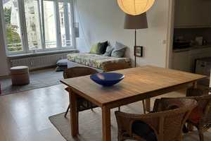 Möblierte 2-Zimmer-Wohnung im wunderschönen Haidhausen – München – Vorschaubild 1