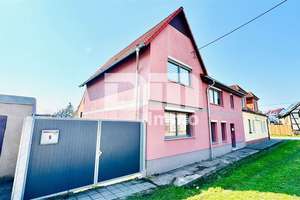 Schönes Wohnhaus mit Doppelgarage, Terrasse und Nebengelass in Traumlage – Die vollständige Adresse der Immobilie erhältst du vom Anbieter., 99095 Stotternheim, Erfurt – Vorschaubild 2