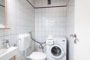 Helle 4-Zimmer Wohnung im 5. OG mit Balkon in Regensburg-Westenviertel – 93049 Westenviertel, Regensburg – Vorschaubild 9