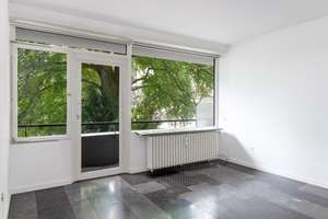 Gemütliche 4-Zimmer-Wohnung mit Balkonen & Loggia – Ideal für Paare und kleine Familien – Die vollständige Adresse der Immobilie erhältst du vom Anbieter., 54290 Mitte/Gartenfeld, Trier – Vorschaubild 3
