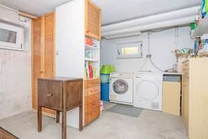 Großzügiges Zweifamilienhaus auf schönem Grundstück mit genügend Platz für Ihre Ideen – Die vollständige Adresse der Immobilie erhältst du vom Anbieter., 94034 Hals, Passau – Vorschaubild 19
