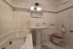 Top 4-Raumwohnung in Duisburg Huckingen – Die vollständige Adresse der Immobilie erhältst du vom Anbieter., 47259 Huckingen, Duisburg – Vorschaubild 12