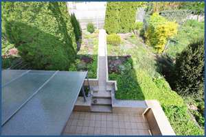 Reiheneckhaus mit Garage in bevorzugter Lage – Die vollständige Adresse der Immobilie erhältst du vom Anbieter., 70199 Heslach, Stuttgart – Vorschaubild 3