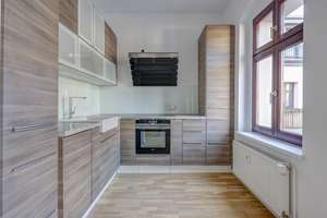 Rarität im Kiez: Hochwertige Dachgeschoss-Maisonette im Simon-Dach-Kiez – Die vollständige Adresse der Immobilie erhältst du vom Anbieter., 10249 Friedrichshain, Berlin – Vorschaubild 11