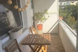 D-Pempelfort: Sehr gepflegte, vermietete 2 Raum Wohnung mit Balkon und PKW-Stellplatz