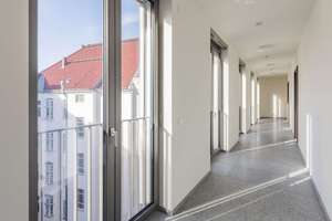 Beste Lage in Charlottenburg: Kompakte 1-Zimmer-Neubauwohnung mit Terrasse und viel Licht – Weimarer Straße 1, 10625 Charlottenburg, Berlin – Vorschaubild 3