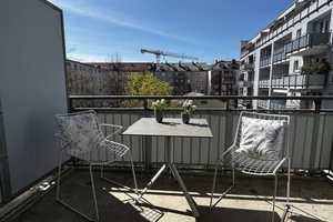 Schick renoviert - sofort einziehen – München – Vorschaubild 1