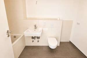 antaris Immobilien GmbH ** Einziehen, ankommen, wohlfühlen – diese 4-Raum Wohnung überzeugt! ** – Die vollständige Adresse der Immobilie erhältst du vom Anbieter., 99085 Krämpfervorstadt, Erfurt – Vorschaubild 9