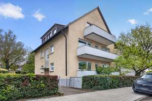 Zwei Balkone, vier Zimmer, beste Lage – Ihr neues Zuhause in Weiherfeld-Dammerstock