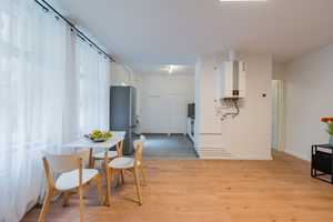 Property thumbnail 1