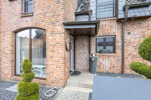 Traumhaus für Familien mit Garten & Garage in ruhiger Lage – Die vollständige Adresse der Immobilie erhältst du vom Anbieter., 41366 Schwalmtal – Vorschaubild 1