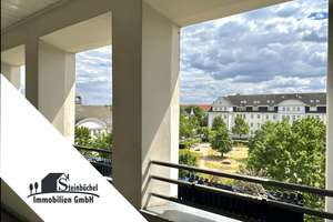 Wohnen mit Charakter – Stilvolle Maisonette im modernisierten Altbau mit Galerie & Loggia!