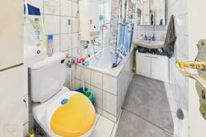 Charmante 4-Zimmer-Wohnung mit Gartenanteil in Stuttgart-Kaltental – Stuttgart – Vorschaubild 7