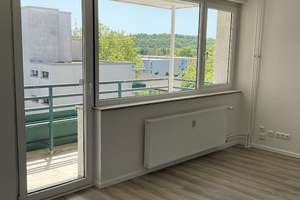 JT an CS - MB 16.06.2026 Komplett sanierte 3 Zimmer Wohnung mit Balkon in Gelsenkirchen zu vermieten