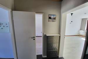 Schöne 2,5 Zimmer-Eigentumswohnung im Herzen von Bremen zu verkaufen! – Werrastraße 38, 28199 Alte Neustadt, Bremen – Vorschaubild 2