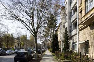 Altbaujuwel in Steglitz-Zehlendorf: Großzügige 3-Zimmerwohnung mit Balkon und Eigennutzoption! – Gélieustraße 10, 12203 Lichterfelde, Berlin – Vorschaubild 9
