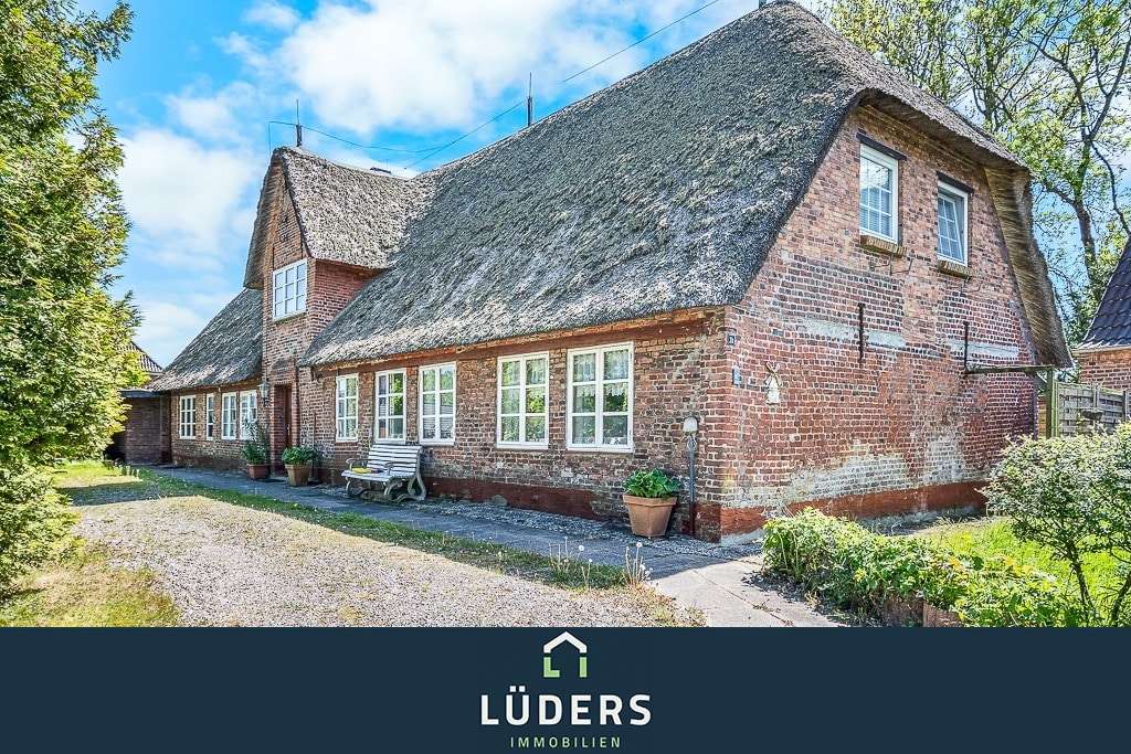 Großzügiges Reetdachhaus in ruhiger Wohnlage, Nordfriesland Kreis – Bild 1