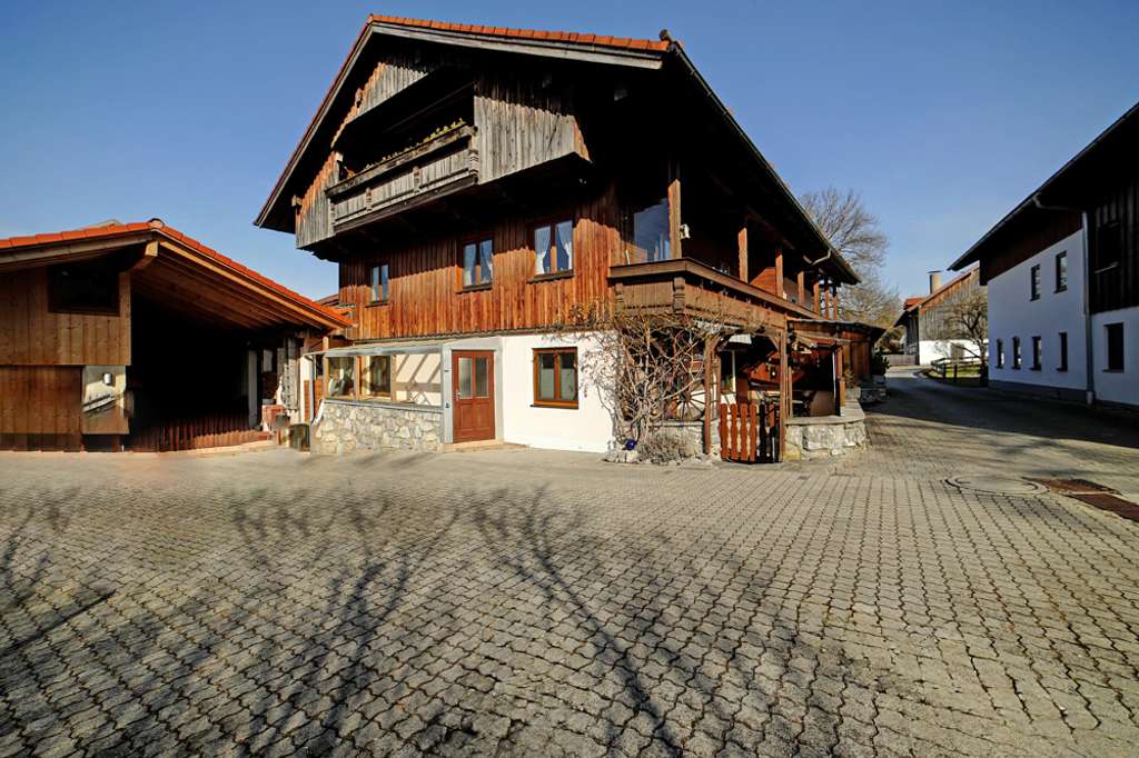 Immobilie in Königsdorf - Solide Kapitalanlage in Königsdorf!
Sehr gepflegte 3 Zimmer-Dachgeschosswohnung - Bild 0