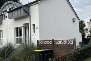 Hochwertige Doppelhaushälfte mit einer Klimaanlage und Sauna – Grengeler Mauspfad 109b, 51147 Köln – Vorschaubild 1