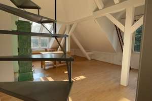 Exklusive provisionsfreie Dachgeschosswohnung mit Galerie und Wintergarten und separatem Appartement – Die vollständige Adresse der Immobilie erhältst du vom Anbieter., 81541 Untere Au, München – Vorschaubild 4