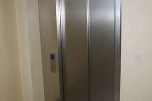 Teilmöblierte, provisionsfreie 2-Zimmer-Wohnung mit Balkon, EBK u. Tiefgarage in München-Bogenhausen – Ostpreußenstraße 89, 81927 Englschalking, München – Vorschaubild 22