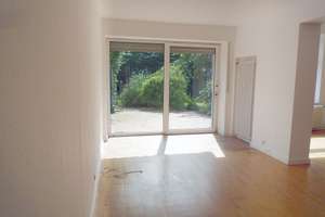  Großzügige 2,5-Zimmer-Wohnung EG, EBK, Parkett, Kaminofen, Terrasse, Süd-Garten & Garage – Natruper Straße 115, 49076 Hafen, Osnabrück – Vorschaubild 32