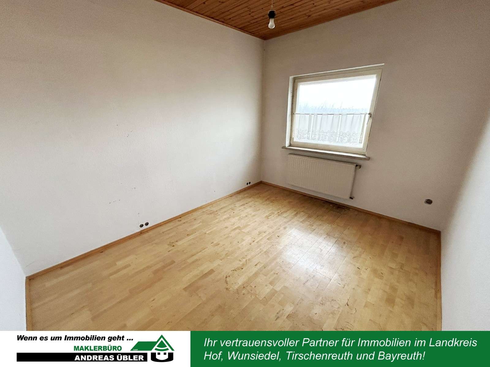 Große Doppelhaushälfte mit Nebengebäude, Tirschenreuth Kreis – Bild 2