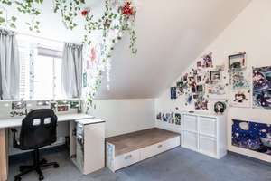 Lichtdurchflutete 4-Zimmer-DG-Wohnung mit Süd-Dachterrasse und neuer Hybrid-Wärmepumpenheizung – Die vollständige Adresse der Immobilie erhältst du vom Anbieter., 81475 Fürstenried-West, München – Vorschaubild 6